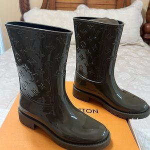 Louis Vuitton Drops Half Boot. Rain Boots size 38.